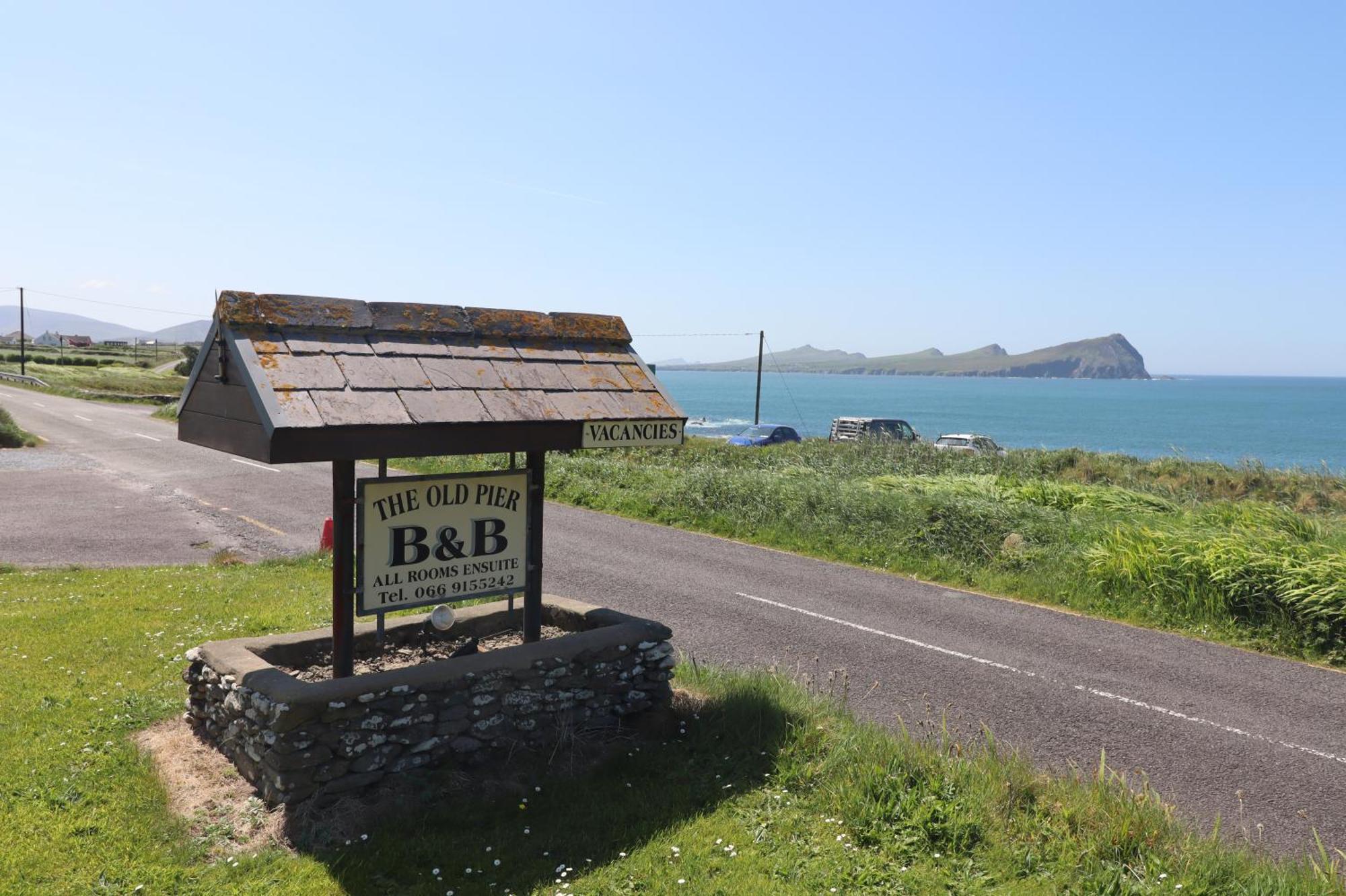 The Old Pier Guest Accommodation, Bed Only, No Breakfast Ballydavid Esterno foto